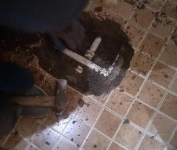 铁力卫生间漏水维修公司为您分享下卫生间渗水如何处理及注意事项
